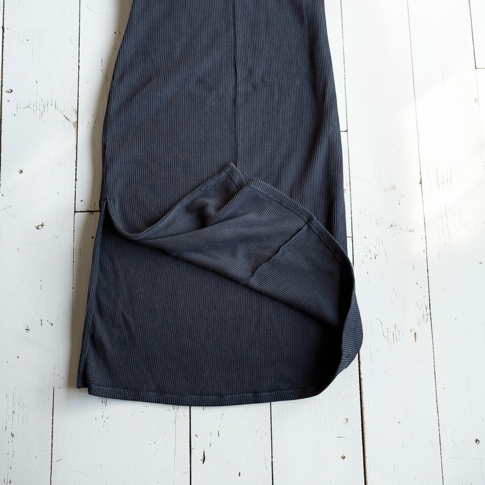Old Navy Ribbed Black Midi Dress Size Large Sleeveless Bodycon Casual Minimalist - Picture 5 of 10